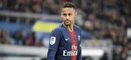 "Ne me cassez pas les cou*****" : Neymar craque face à la presse...