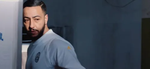 Lacrim : il ouvre son pop-up store à Paris ! (Photo)