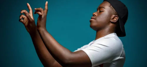 Brvmsoo dévoile son premier projet (Vidéo)