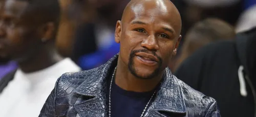 « hypocrites », Floyd Mayweather adresse un message à T.I et 50 Cent !