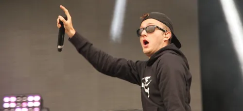 Vald et Aya Nakamura, parmis les jeunes européens les plus...