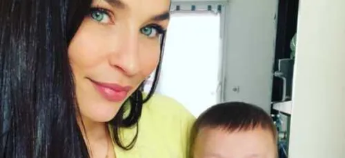 Julie Ricci renversée par une voiture, son bébé dans les bras