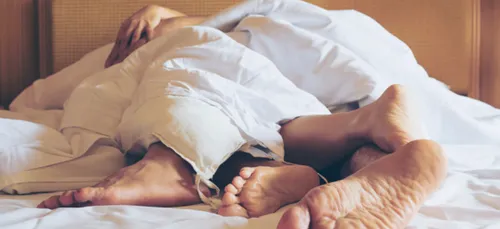 800 couples filmés en pleine relation dans des hôtels