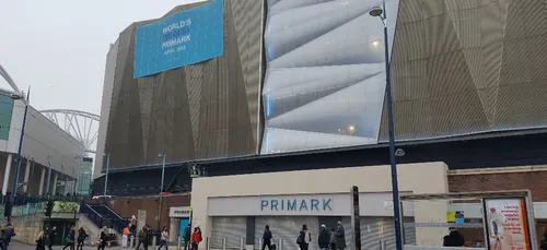 Le plus grand Primark au monde ouvre ses portes ! (Photos)