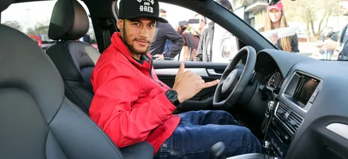 Ligue 1 : les 20 joueurs aux voitures les plus chères !