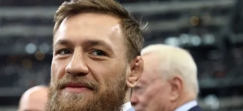 McGregor clash Khabib et assure s'être battu le pied cassé