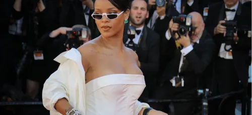 Rihanna : elle devient la chanteuse la plus riche au monde