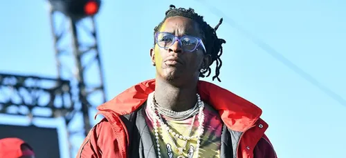 Young Thug : sa fille de 9 ans, filmée en train de conduire une...