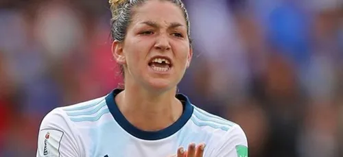 Argentine : une joueuse perd une dent en plein match ! (Vidéo)