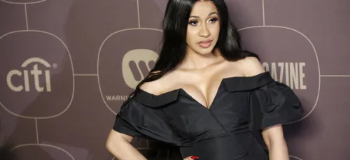 Cardi B : la photo de ses pieds déformés choque ses fans (Photo)