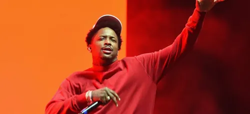 YG : soupçonné d'être impliqué dans une fusillade mortelle, il...