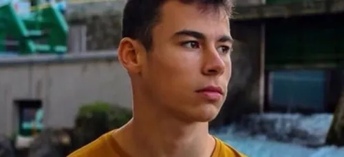 Après dix ans, il retrouve sa soeur grâce à Instagram ! (Photo)