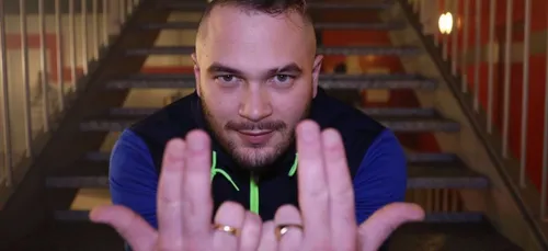 Jul : il annonce une énorme surprise à ses fans ! (Photo)