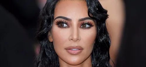 Kim Kardashian : attaquée par internet, elle décide de tout changer
