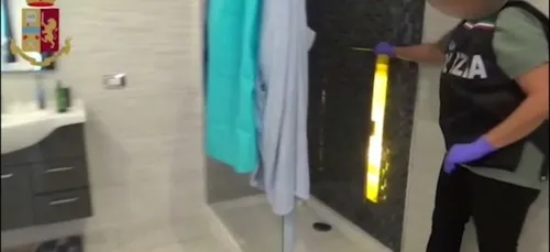 Italie : découverte d'une immense planque de marijuana derrière une...