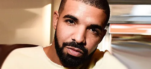 Drake : il se lance dans le business de la weed ! [VIDÉO]