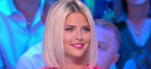 Kelly Vedovelli : elle pose nue dans son bain [PHOTO]