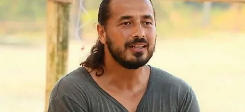 Moundir et les Apprentis Aventuriers : le remplaçant de Moundir...