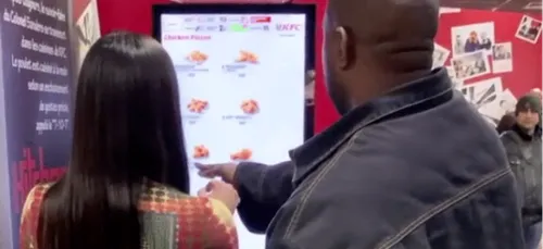 Kim Kardashian et Kanye West : filmés dans un KFC du Xe ! [VIDEO]