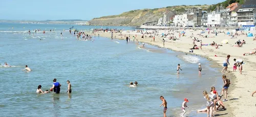 Coronavirus : peut-on être contaminé en se baignant ?