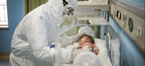 Covid-19 : une nouvelle souche inquiétante, découverte sur un bébé