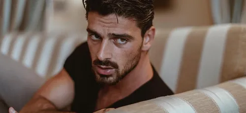 Le sosie TikTok de Michele Morrone (365 DNI) fait le buzz !