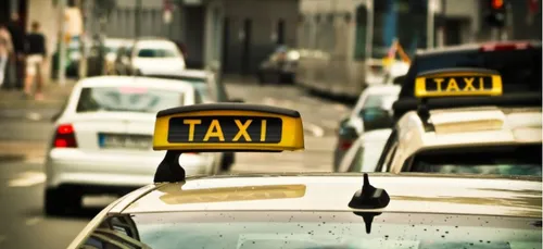 Bientôt des taxis sans chauffeur partout en France ?