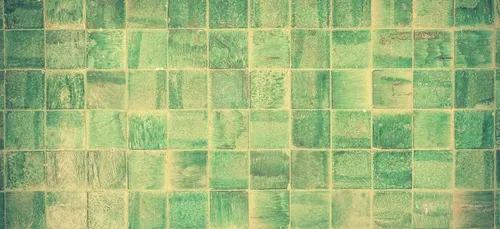 Ils découvrent un message hilarant caché derrière un mur de leur...