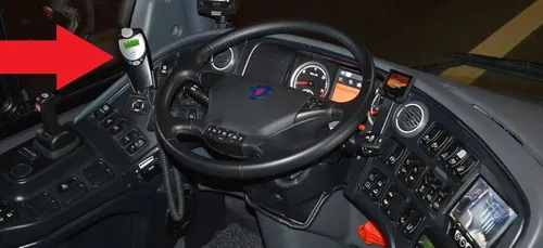 Loir-et-Cher : un chauffeur fait souffler des enfants dans...