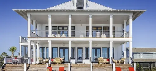 Une célibataire millionnaire recherche son nouveau copain qu’elle...