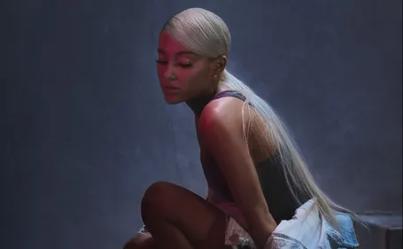 Ariana Grande : aperçue avec un ex dans les rues de New-York (Photos)