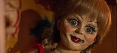 Annabelle 3 : une bande-annonce effrayante vient d’être dévoilée...
