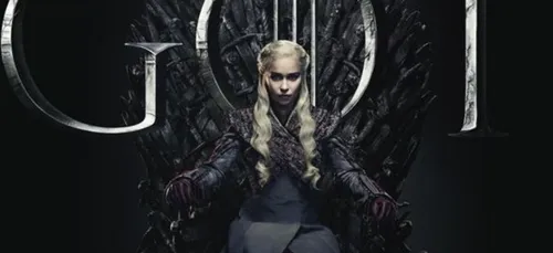 Game of Thrones : cette statue de cire de Daenarys est complètement...