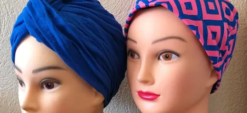 Loiret : une association offre des coiffes aux femmes atteintes du...