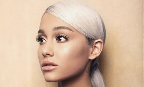 Ariana Grande : son hommage à Audrey Hepburn critiqué ! (Photo)