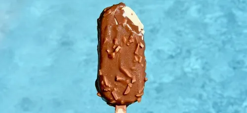 Elle lèche une glace dans un supermarché et risque 20 ans de prison...