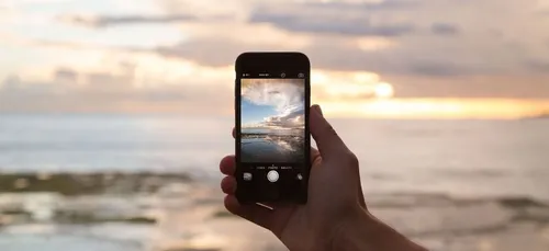 Une plage ou une voiture abîmée ? Ce cliché divise les internautes...