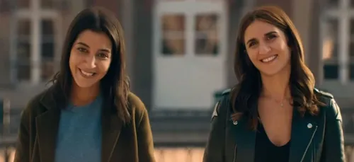 La bande-annonce du film de Leïla Bekhti et Géraldine Nakache enfin...