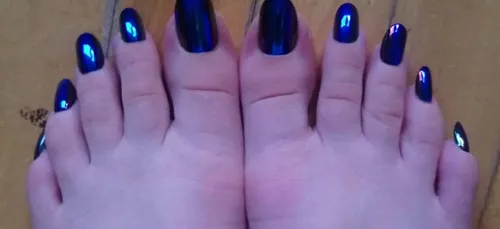 Les ongles de pieds XXL, la nouvelle tendance beauté pas très...