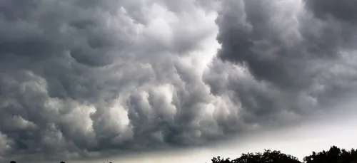Tempête Austen : la première tempête automnale en approche sur la...