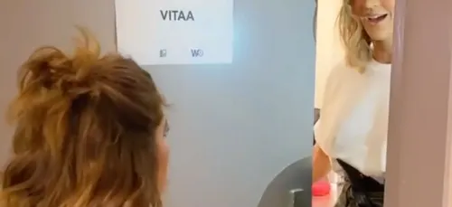 Quand Inès Reg fait hurler de rire les internautes en chantant du...