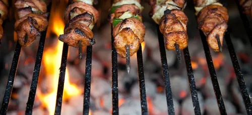 Confinement : ils font un barbecue dans leur véranda, 16 pompiers...