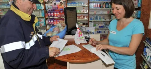 La Poste livre vos médicaments à domicile