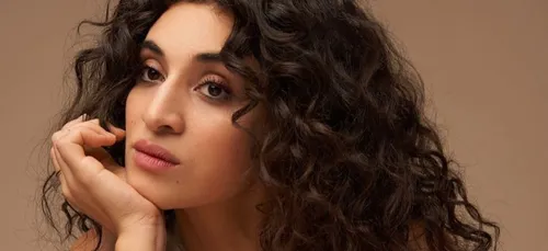 Camélia Jordana entonne un chant gospel en mémoire de George Floyd...