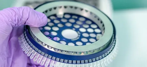 Campagne de tests massive pour identifier des "clusters dormants"