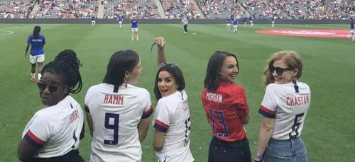 Natalie Portman, Serena Williams et Eva Longoria se lancent dans le...