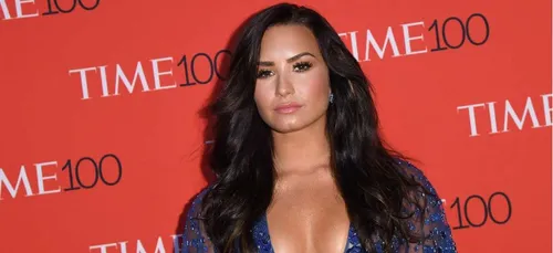 Demi Lovato : sa pool-party sexy et délirante pour le clip ‘’Sorry...