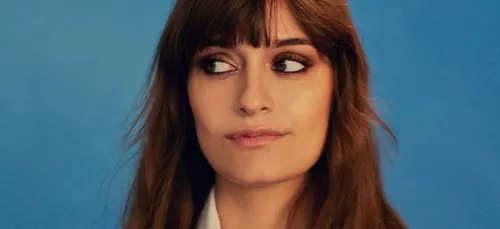 Clara Luciani « mourante », elle répond aux rumeurs