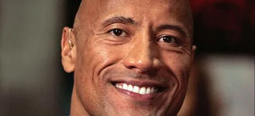 Black Adam : Dwayne Johnson dévoile les premières images de son...
