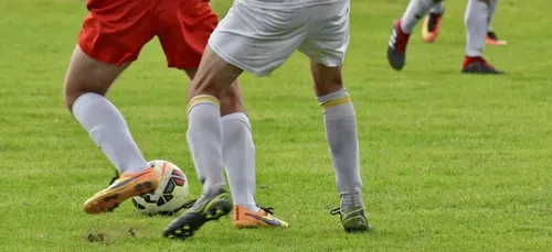 Media : Téléfoot sera – aussi - distribuée par Orange